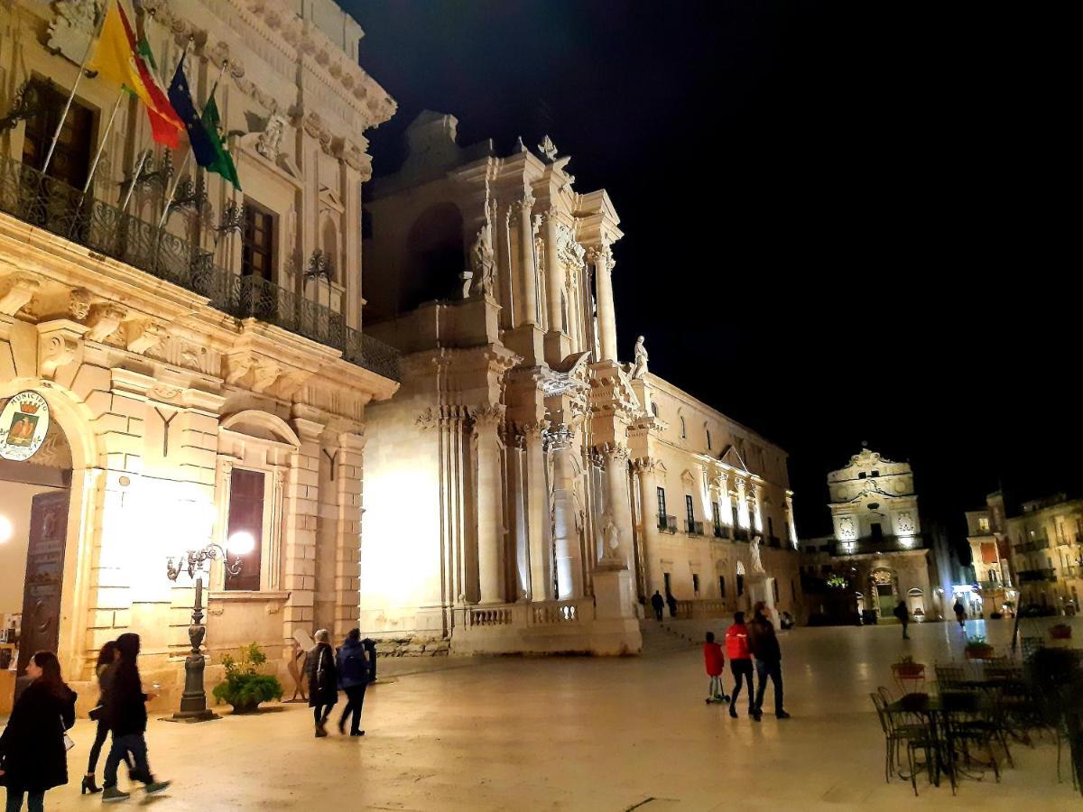 Elegante Appartamento In Palazzo Storico Ortigia Syracuse Exterior photo
