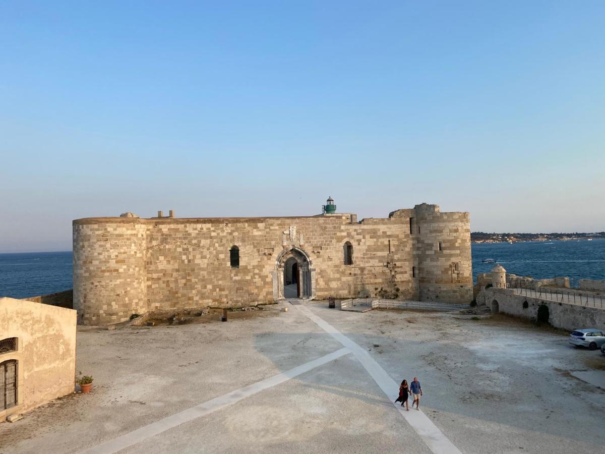 Elegante Appartamento In Palazzo Storico Ortigia Syracuse Exterior photo