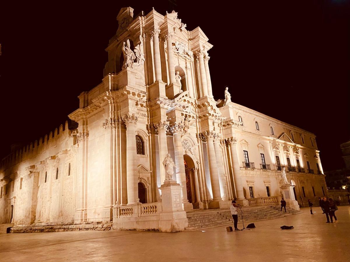 Elegante Appartamento In Palazzo Storico Ortigia Syracuse Exterior photo