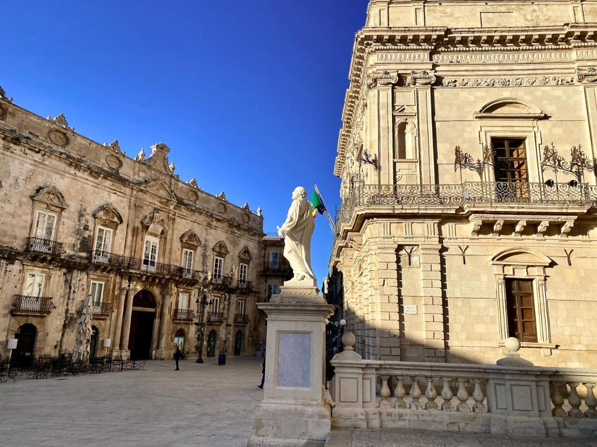 Elegante Appartamento In Palazzo Storico Ortigia Syracuse Exterior photo