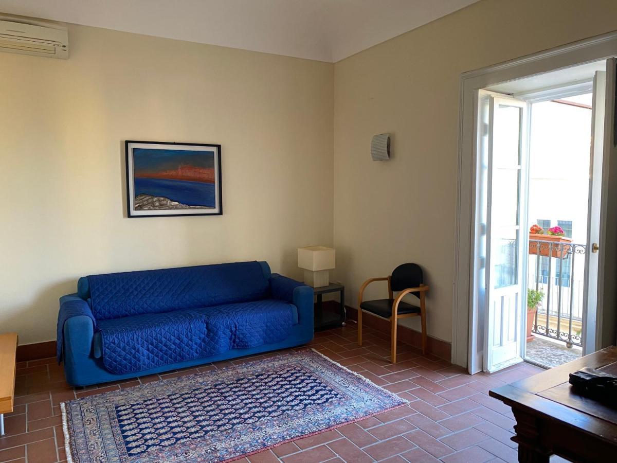 Elegante Appartamento In Palazzo Storico Ortigia Syracuse Exterior photo