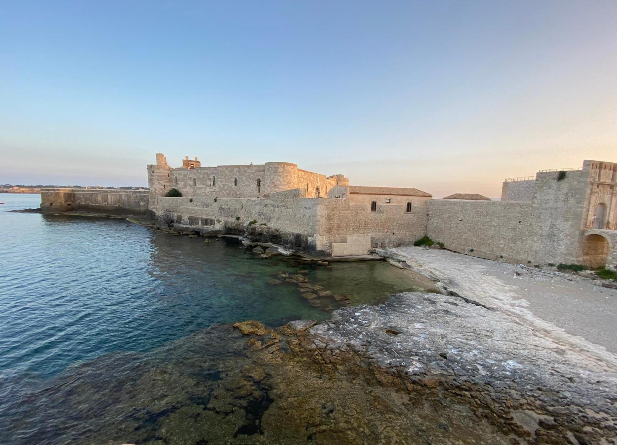 Elegante Appartamento In Palazzo Storico Ortigia Syracuse Exterior photo