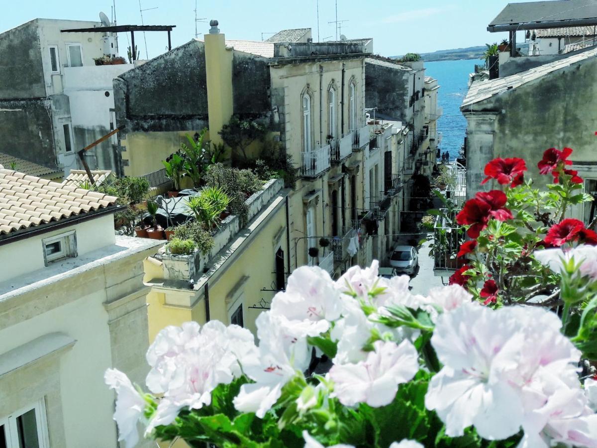 Elegante Appartamento In Palazzo Storico Ortigia Syracuse Exterior photo